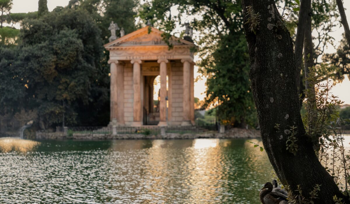 Vista del Parque de Villa Borghese, un hermoso espacio verde en Roma.