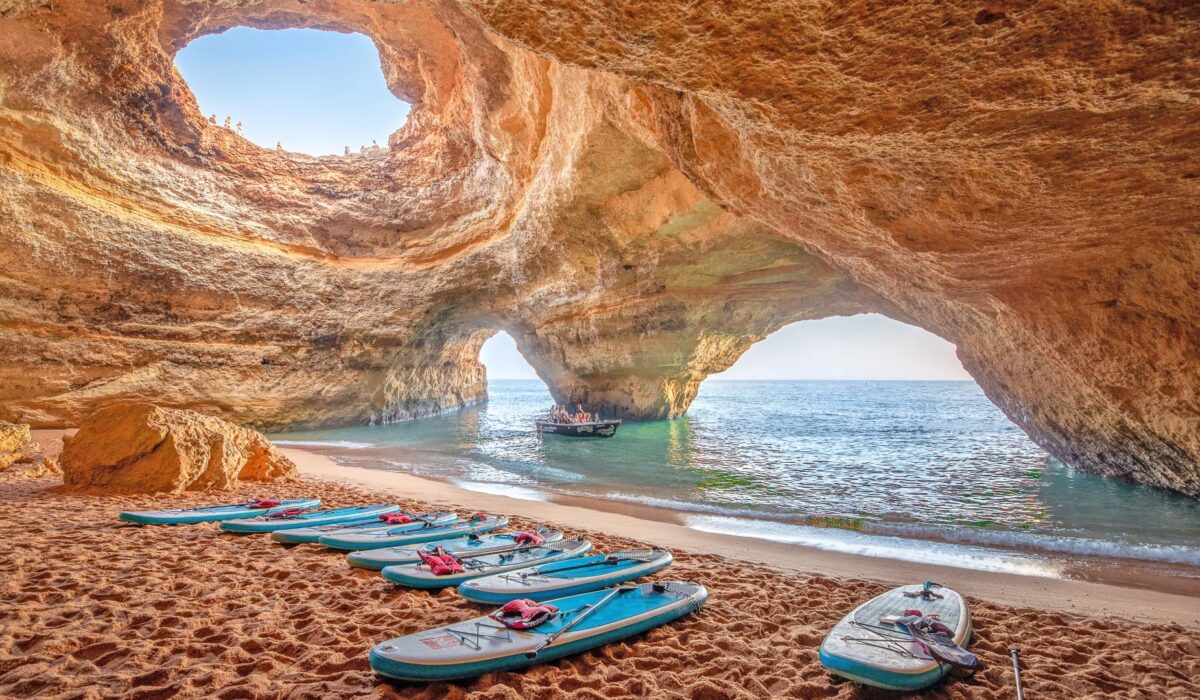 Praia de Benagil en el Algarve