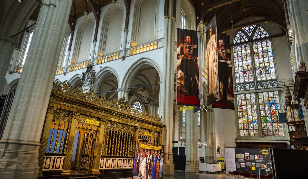 Interior de la Nieuwe Kerk en Ámsterdam