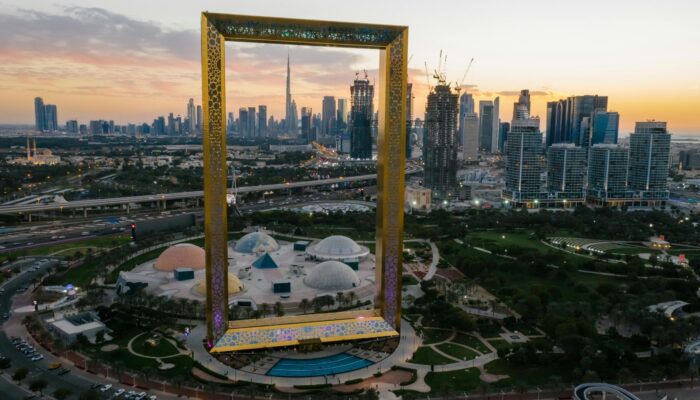 Cómo viajar a Dubai y gastar poco: Guía completa