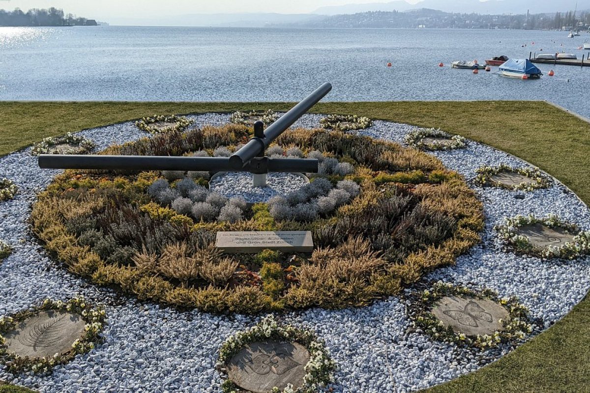 Flower Clock en Zúrich: Un reloj funcional hecho de flores cosas que hacer en zurich