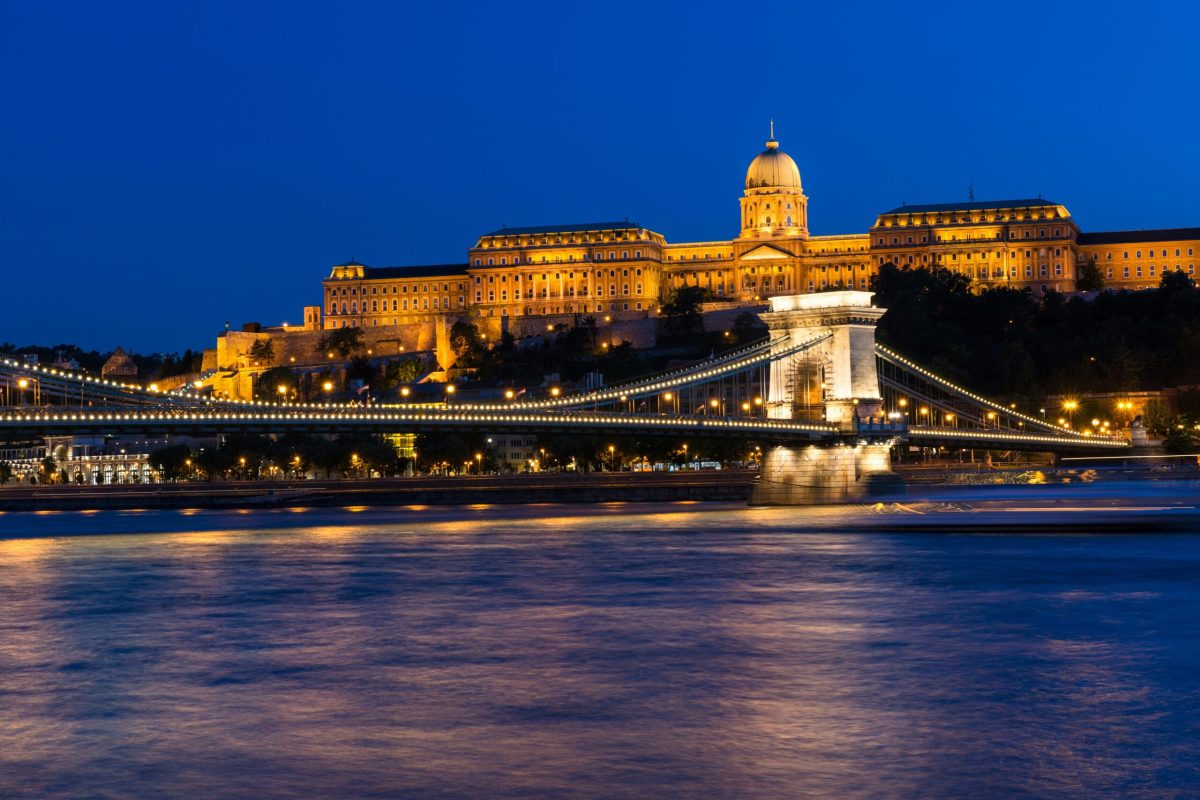 Hungría: Parlamento de Budapest a donde viajar en marzo barato