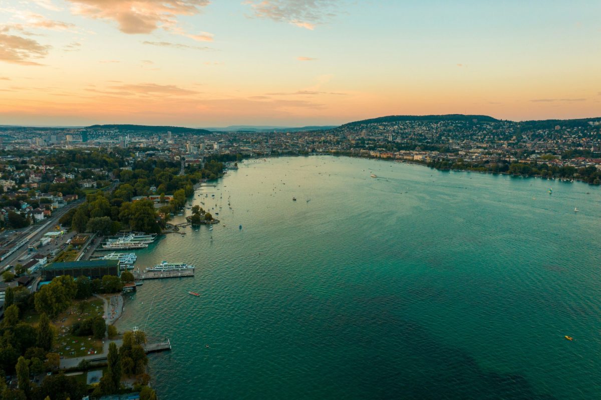 Vista panorámica del lago de Zúrich que hacer en zurich de noche