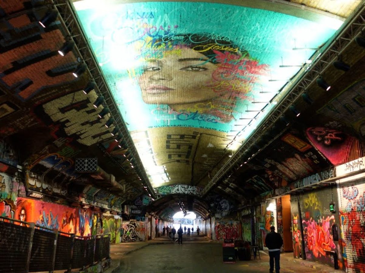 El Colorido Túnel de Graffiti en Leake Street Arches: Una Joya Oculta de Londres Leake Street Arches | Cosas que ver en Londres en 4 dias
