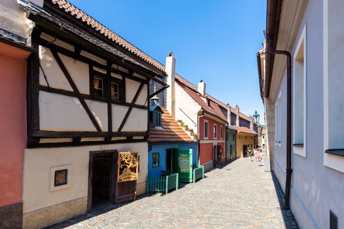 Callejn del Oro – Castillo de Praga Callejón del Oro | Itinerario Praga 1 día