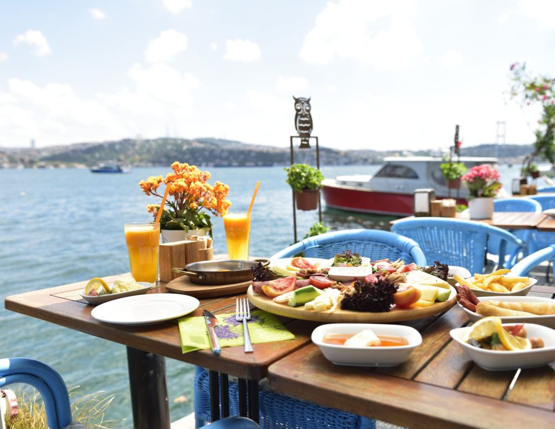 Consejos para viajar a Turquía (y no cagarla) | Cuaderno Nómada Consejos para viajar a Turquía #12: prueba la comida típica