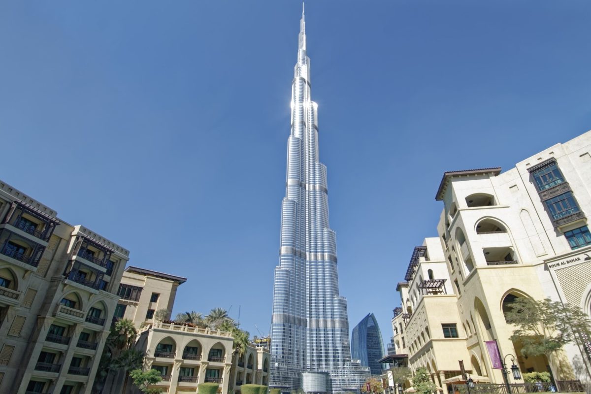 Burj Khalifa – Icono que no puede faltar en un día en Dubái Burj Khalifa | Imprescindible de Dubái que ver en un día