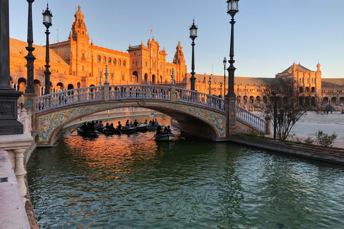 Sevilla, un destino ideal donde viajar en enero mejores destinos para visitar en enero