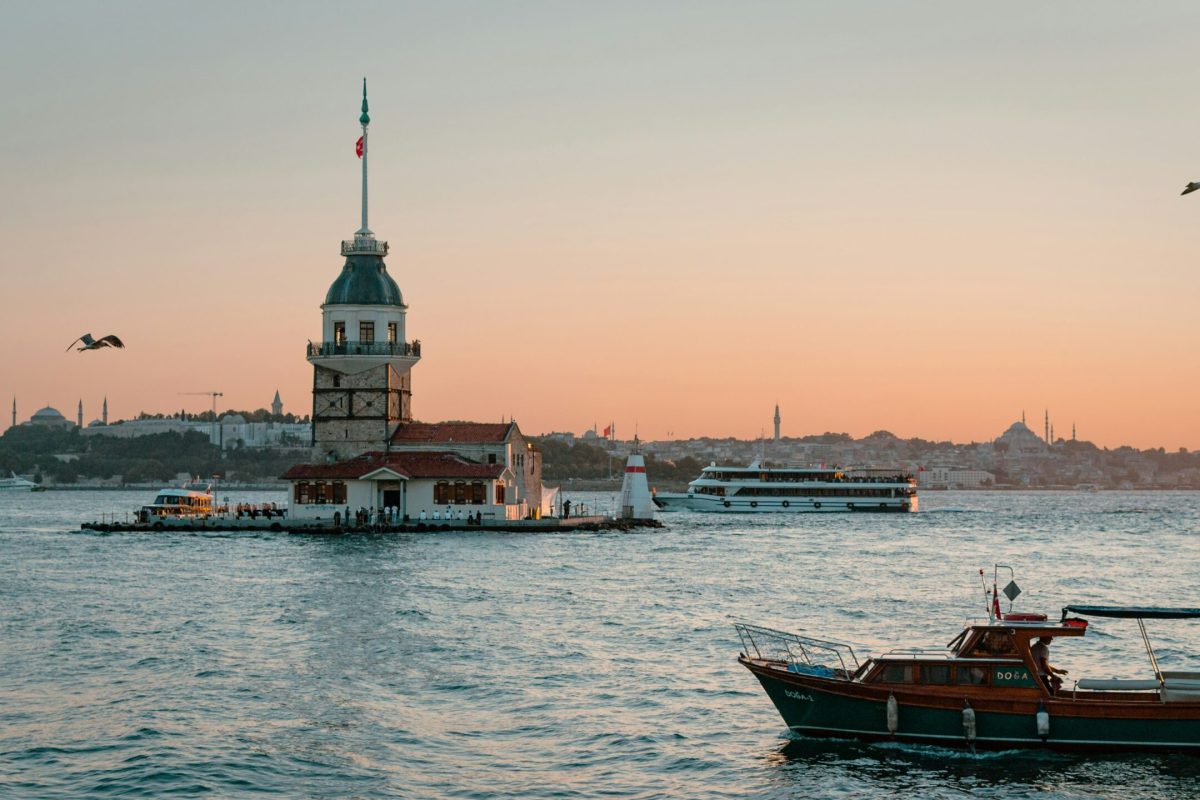 La Torre de la Doncella: uno de los lugares más curiosos de Estambul Torre de la Doncella | Imprescindible que ver en Estambul